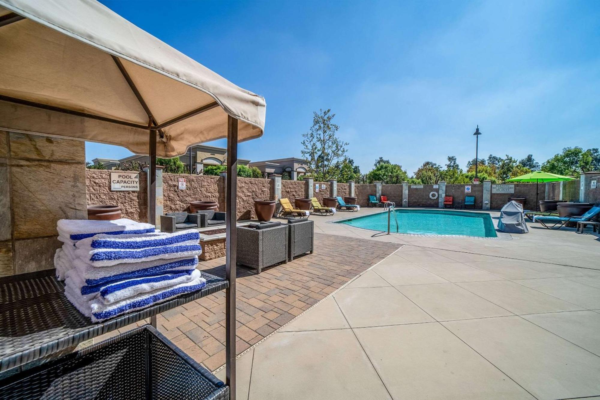 Country Inn & Suites By Radisson, Ontario At Ontario Mills, Ca Εξωτερικό φωτογραφία