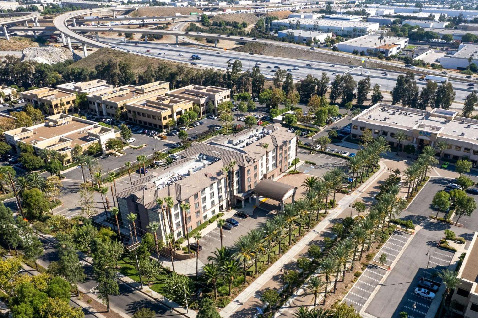 Country Inn & Suites By Radisson, Ontario At Ontario Mills, Ca Εξωτερικό φωτογραφία